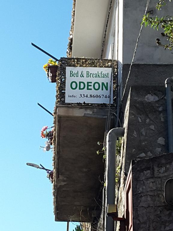 Odeon Couette-café Taormine